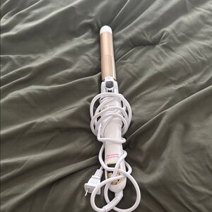 Gold and White Curling Iron